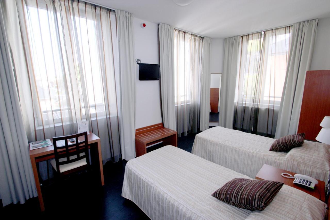 Hotel Florence Lourdes Camera foto